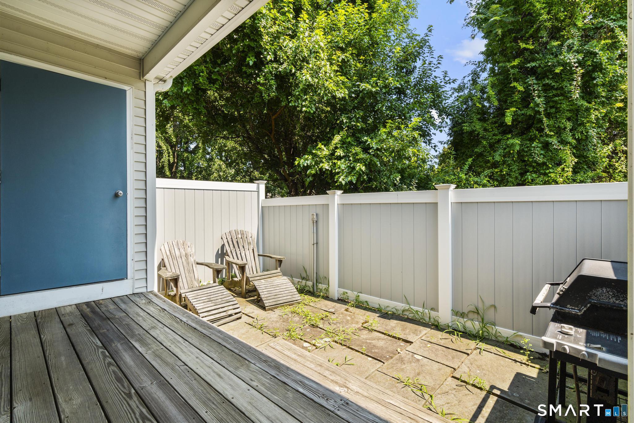 175 South End Road, Unit F37 East Haven, CT 06512 - Photo 32 of 35