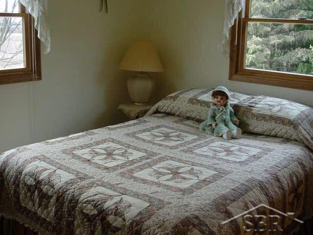 20033478-1.JPG
