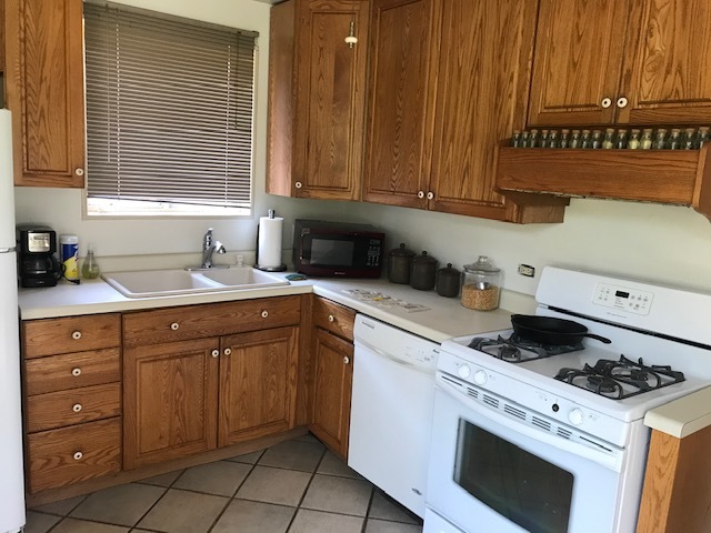 2325 Hawthorne Road Homewood, IL 60430 - Photo 2 of 22