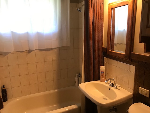 2325 Hawthorne Road Homewood, IL 60430 - Photo 5 of 22