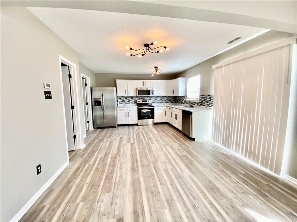12643 White Rabbit Drive Indianapolis, IN 46236 - Photo 4 of 6 Gallery Image 4