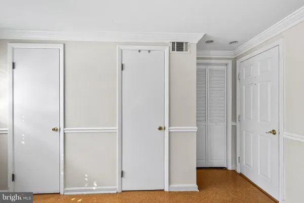 $1,025,000 | 7052 Wardell Street, Annandale, VA 22003