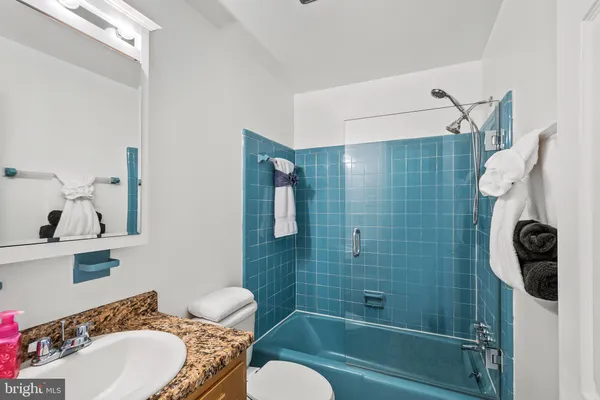 $1,025,000 | 7052 Wardell Street, Annandale, VA 22003