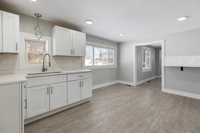 $259,000 | 14244 Kostner Avenue, Crestwood, IL 60418