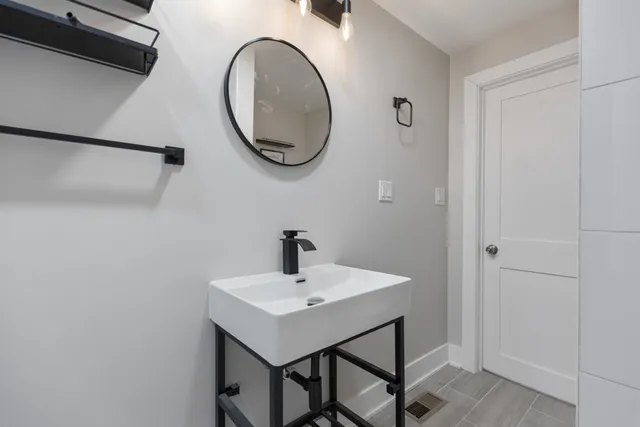 $259,000 | 14244 Kostner Avenue, Crestwood, IL 60418