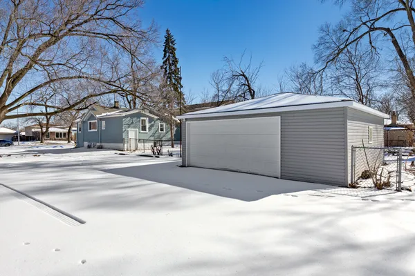 $247,000 | 14244 Kostner Avenue, Crestwood, IL 60418