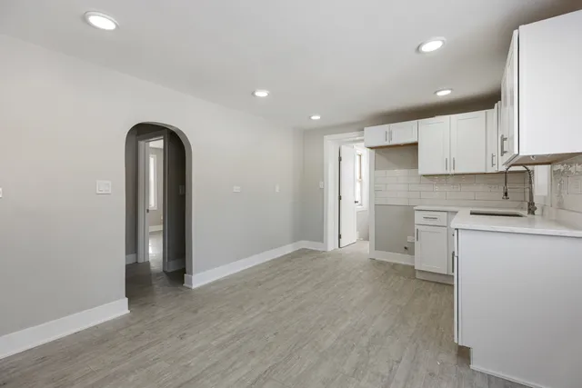 $259,000 | 14244 Kostner Avenue, Crestwood, IL 60418