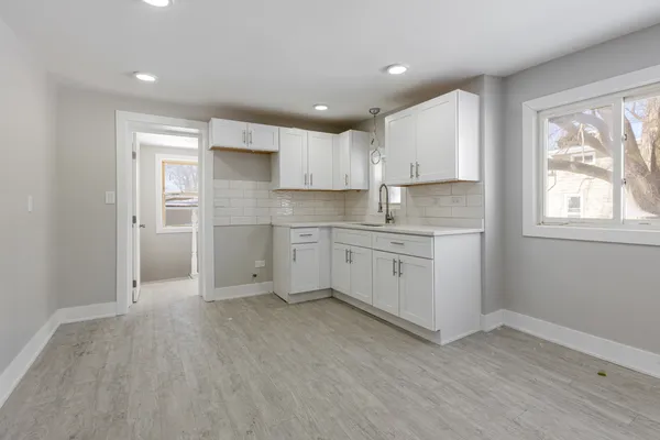 $247,000 | 14244 Kostner Avenue, Crestwood, IL 60418