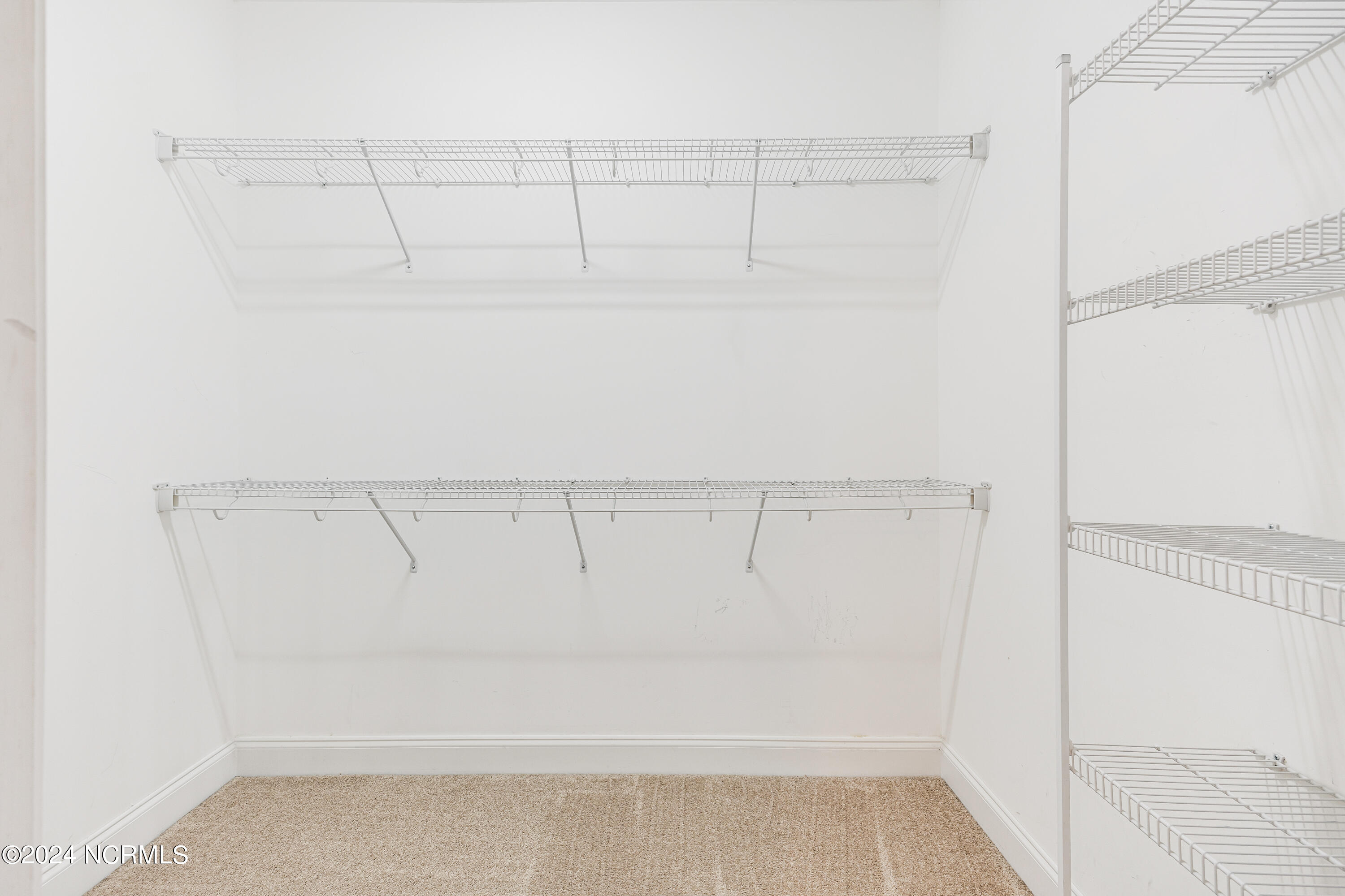 300 Hickory Road Southport, NC 28461 - Photo 18 of 34 300 Hickory