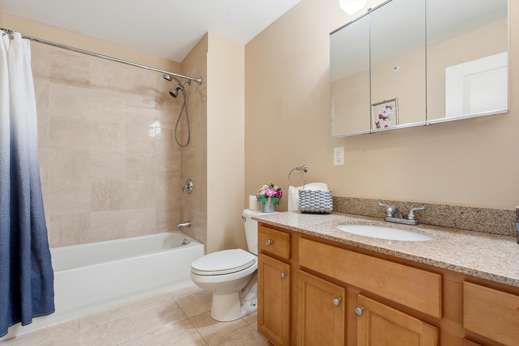 11 Cheriton Road, Unit 306 Boston, MA 02132 - Photo 15 of 21