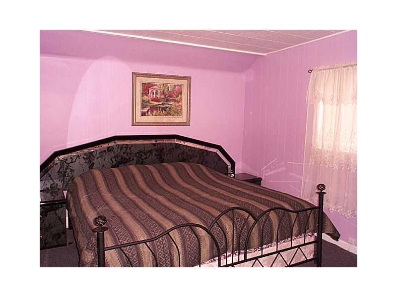 922 Robinson Street McKees Rocks, PA 15136 - Photo 14 of 15 Bedroom.