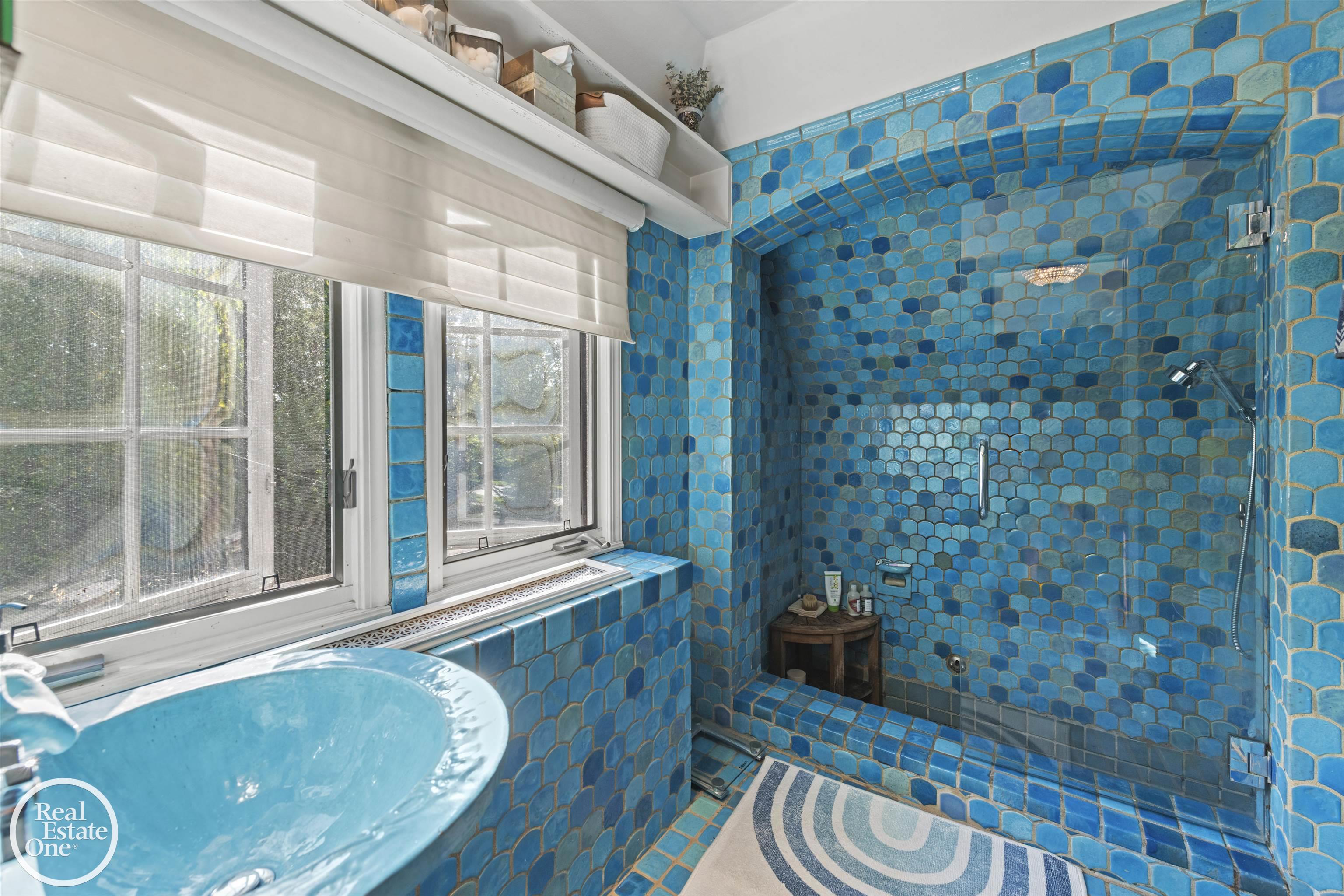 242 Lewiston Road Grosse Pointe, MI 48236 - Photo 45 of 63 50202667-3fb515c6-359f-41c3-abf1-fdacb5c8a626.JPG