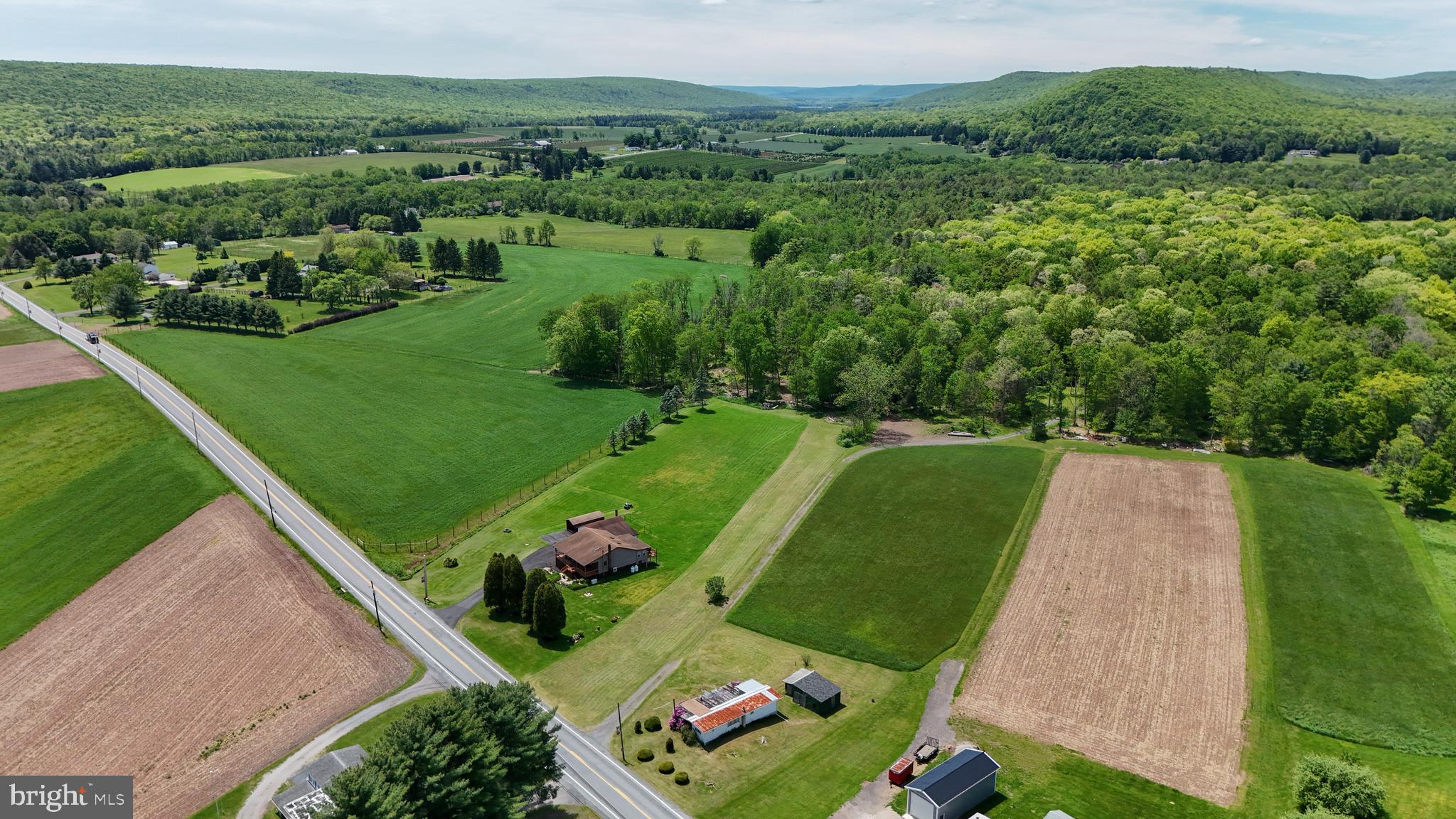 3551 Quakake Road Weatherly, PA 18255 - Photo 14 of 15 an aerial view of a golf course with outdoor space