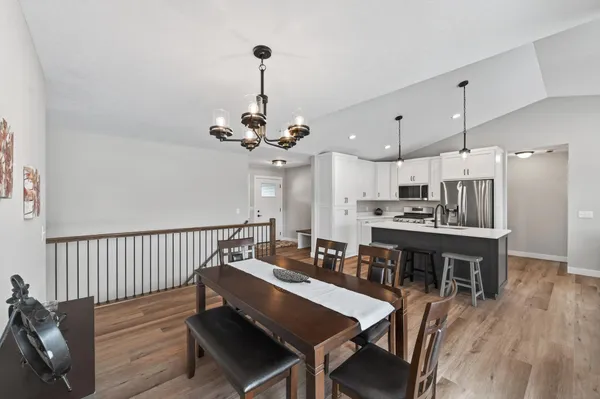 $440,000 | 38639 Hawthorne Avenue, North Branch, MN 55056