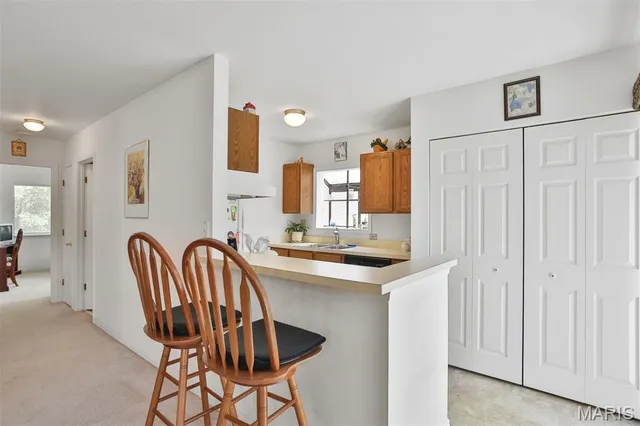 $180,000 | 1306 Glendale Gardens Drive, Unit C, Glendale, MO 63122