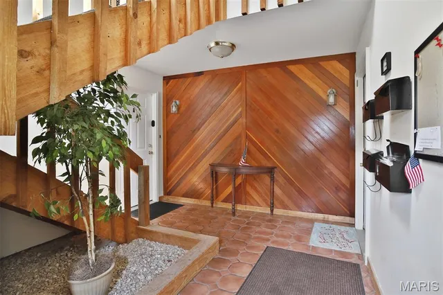 $180,000 | 1306 Glendale Gardens Drive, Unit C, Glendale, MO 63122