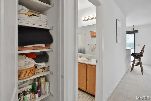 $180,000 | 1306 Glendale Gardens Drive, Unit C, Glendale, MO 63122