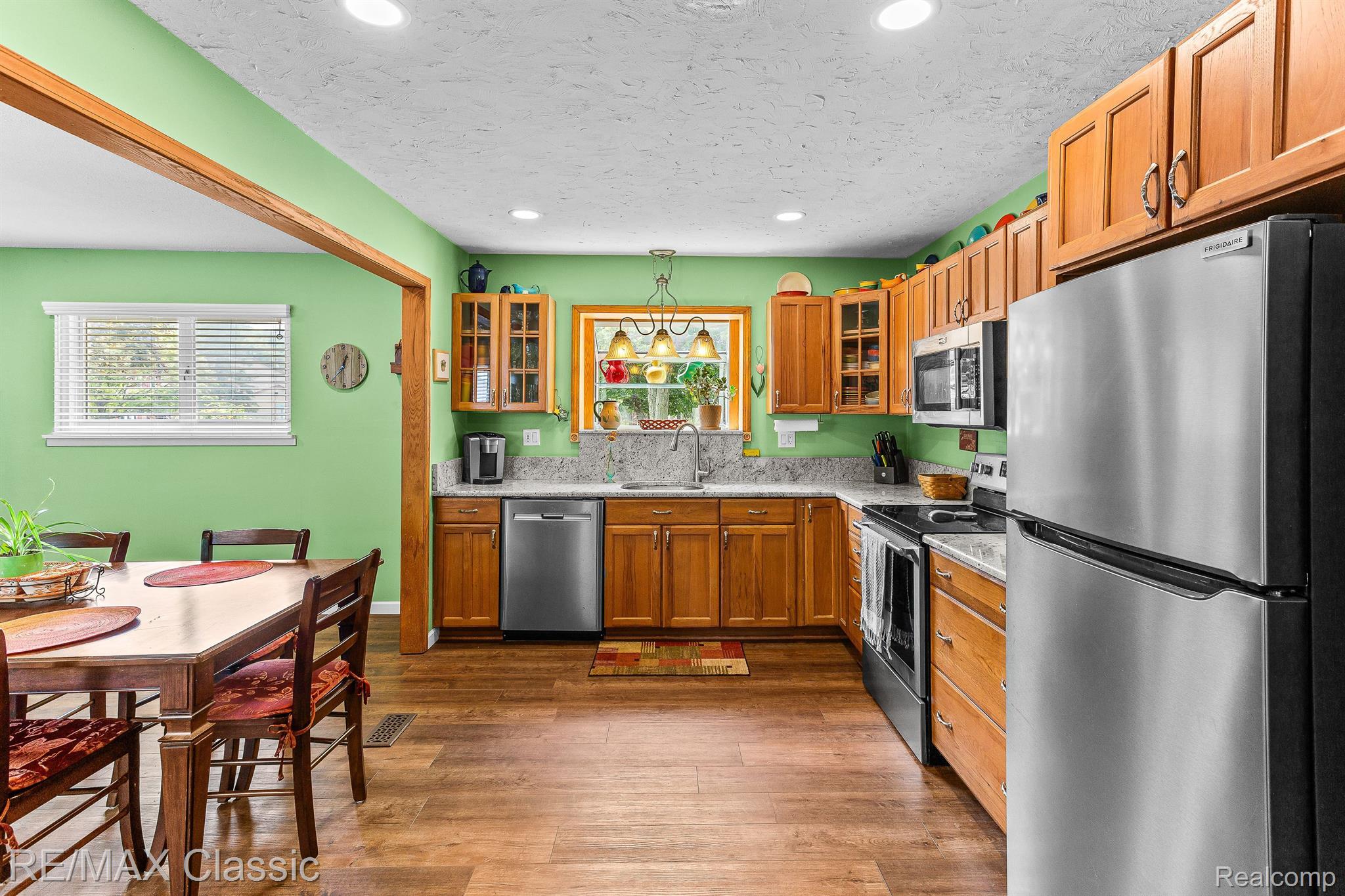 43712 Proctor Road Canton, MI 48188 - Photo 13 of 60 Kitchen