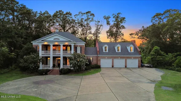 $575,000 | 17400 Highway 22, Bolton, MS 39041