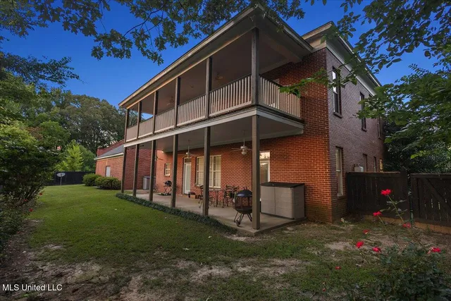 $588,000 | 17400 Highway 22, Bolton, MS 39041