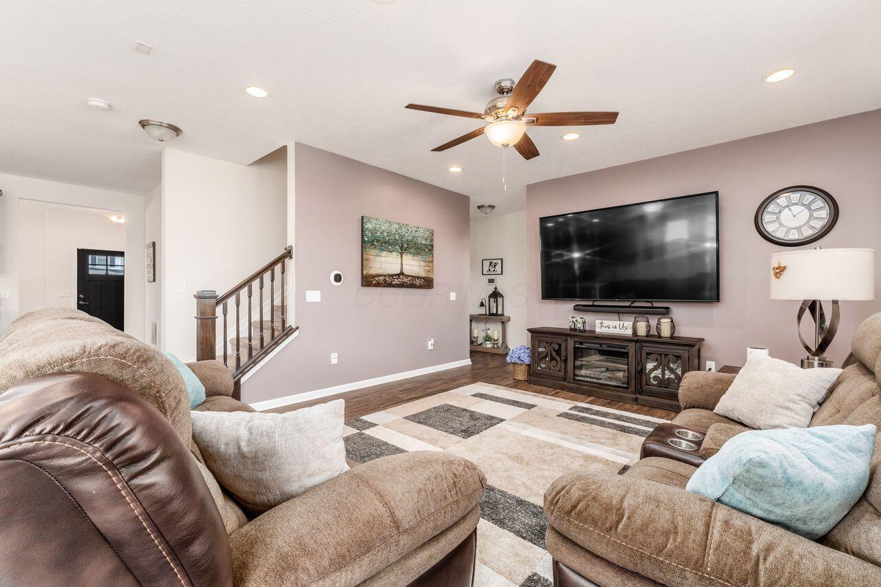 926 Burtwood Road Pataskala, OH 43062 - Photo 17 of 46