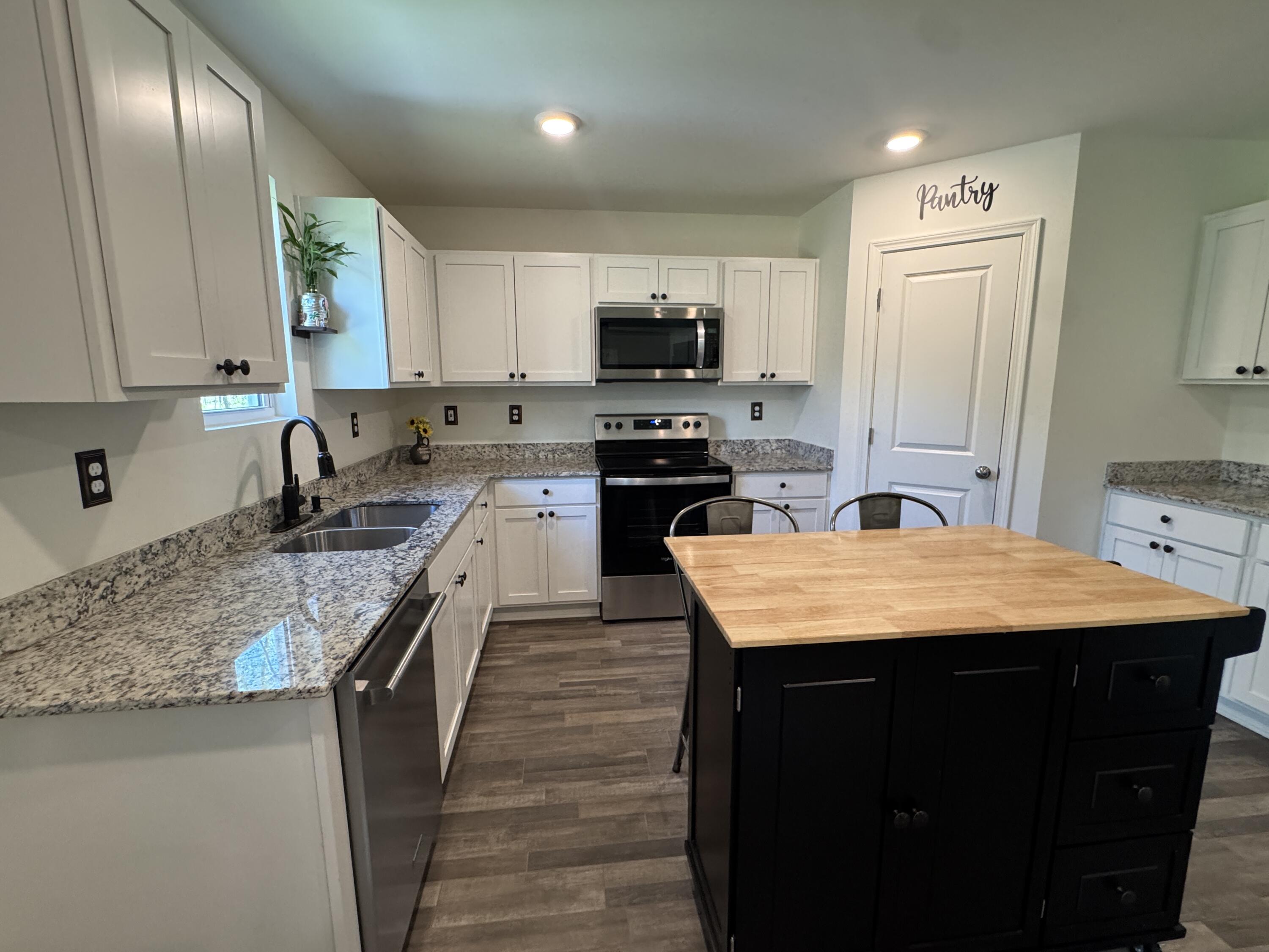 801 Larchmere Road Kingsford Heights, IN 46346 - Photo 16 of 60 3000x2250