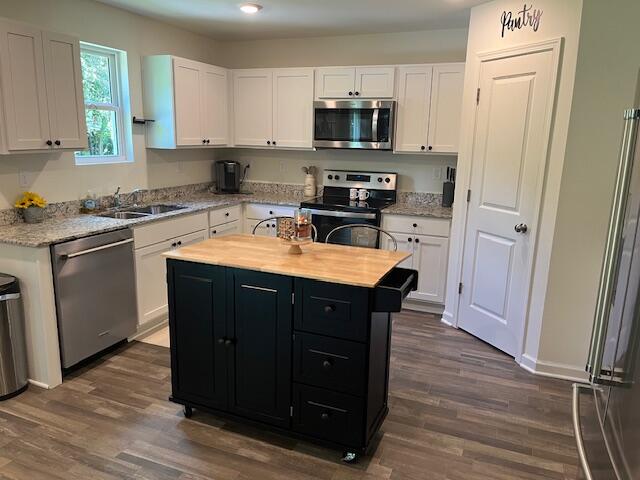 801 Larchmere Road Kingsford Heights, IN 46346 - Photo 19 of 60 640x480