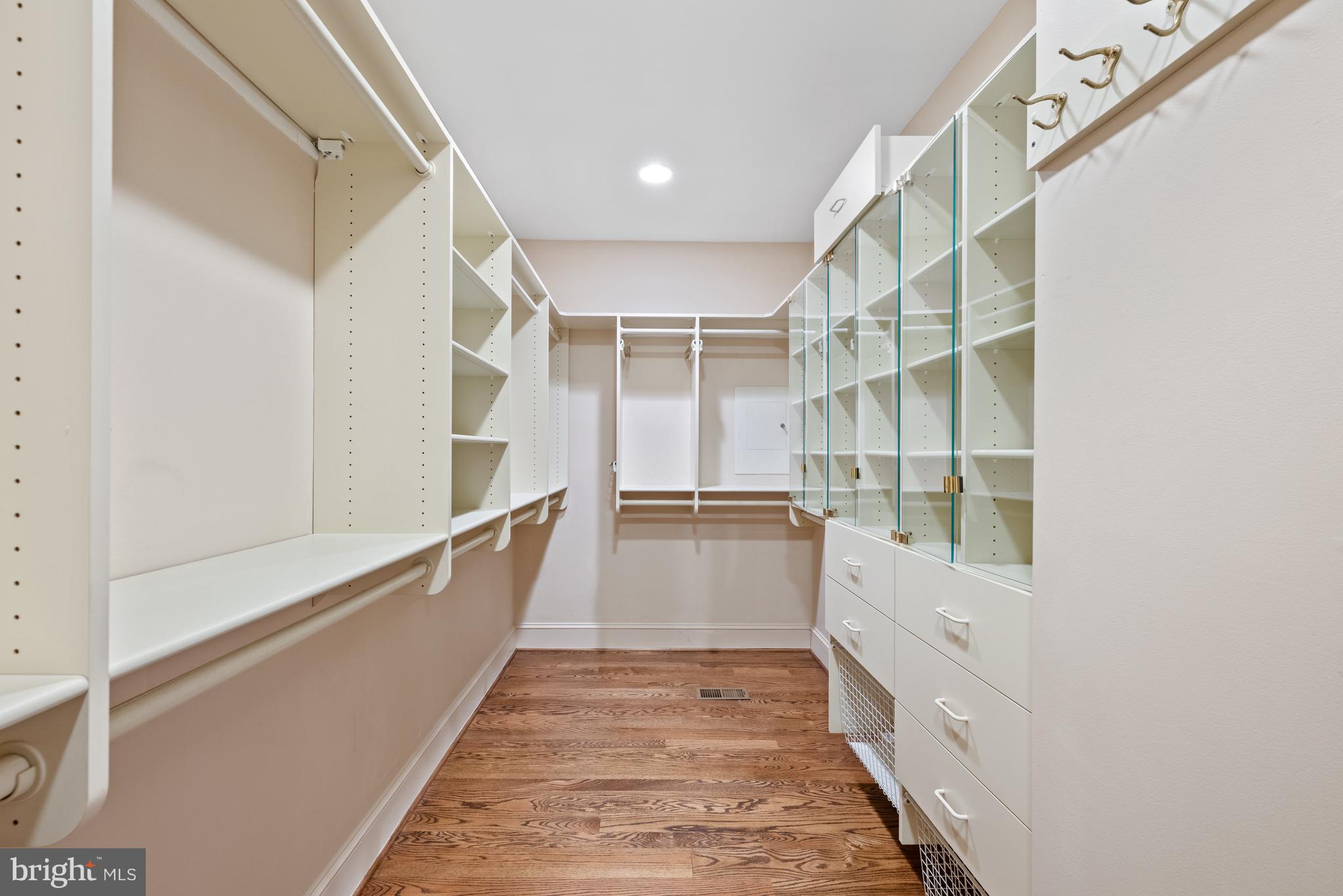 11552 Springridge Road Potomac, MD 20854 - Photo 26 of 65