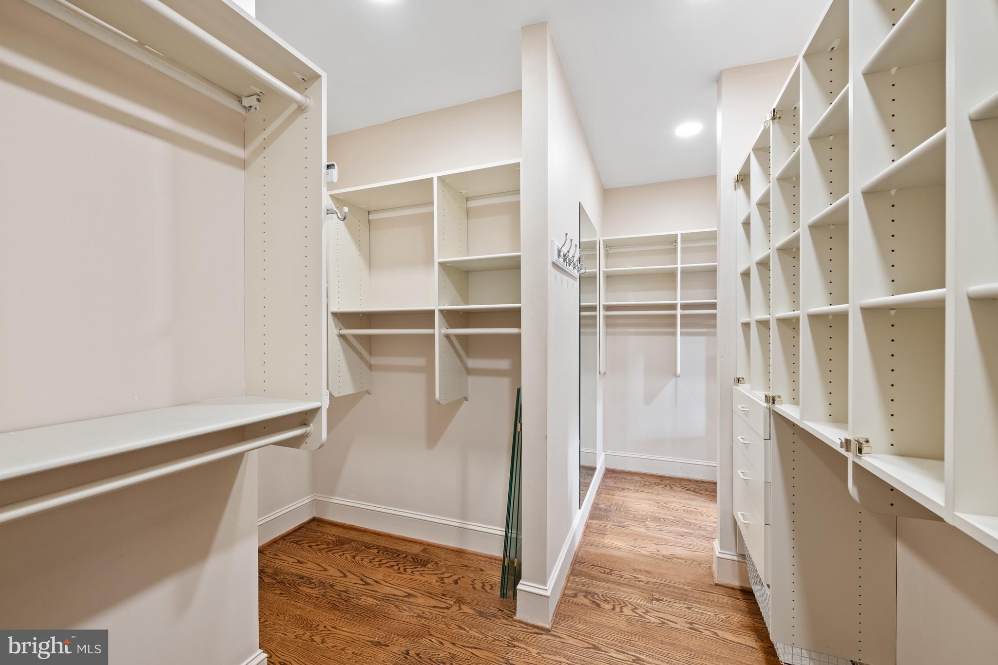 11552 Springridge Road Potomac, MD 20854 - Photo 27 of 65