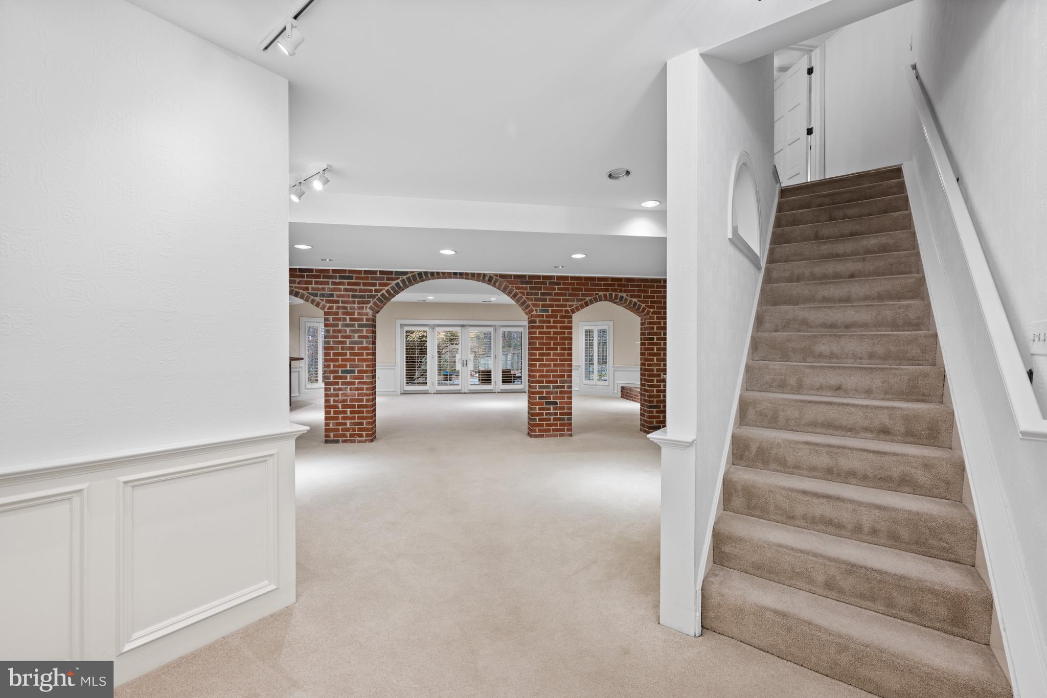 11552 Springridge Road Potomac, MD 20854 - Photo 48 of 65 a view of entryway and hall