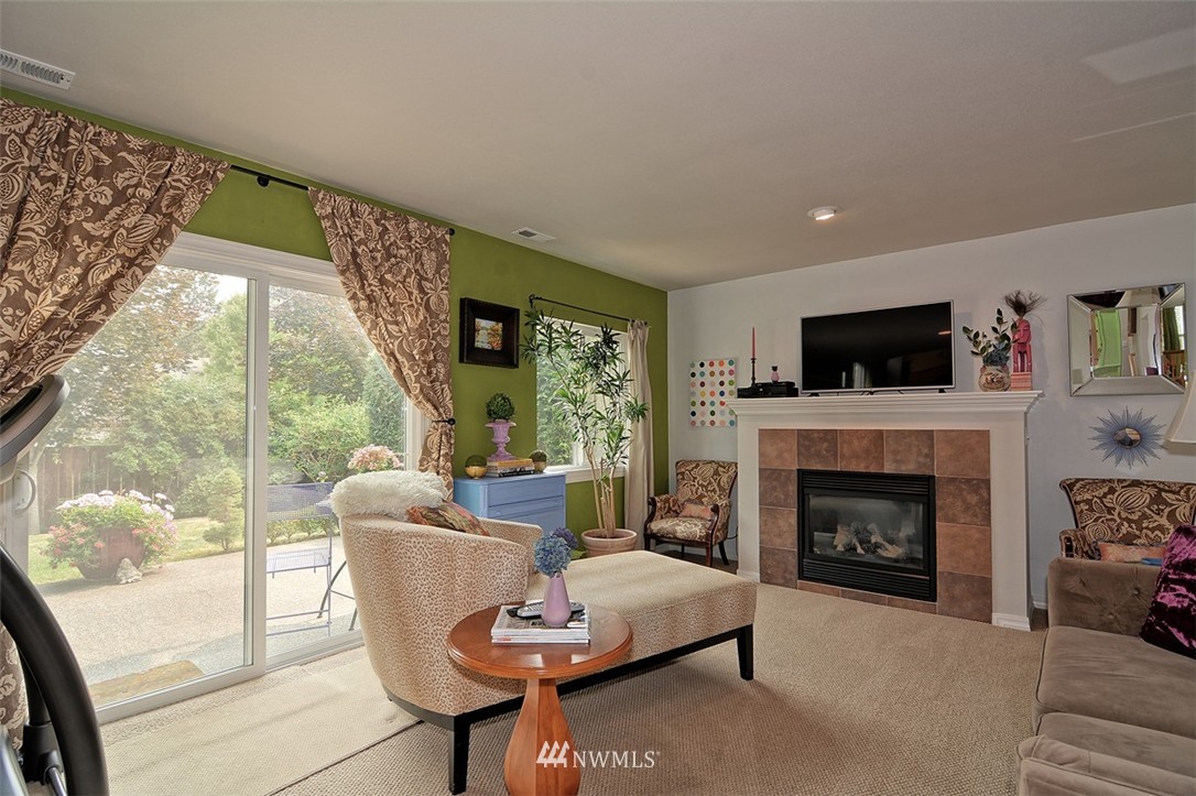 8918 Northeast 178th Street Bothell, WA 98011 - Photo 12 of 24 Gallery Image 12
