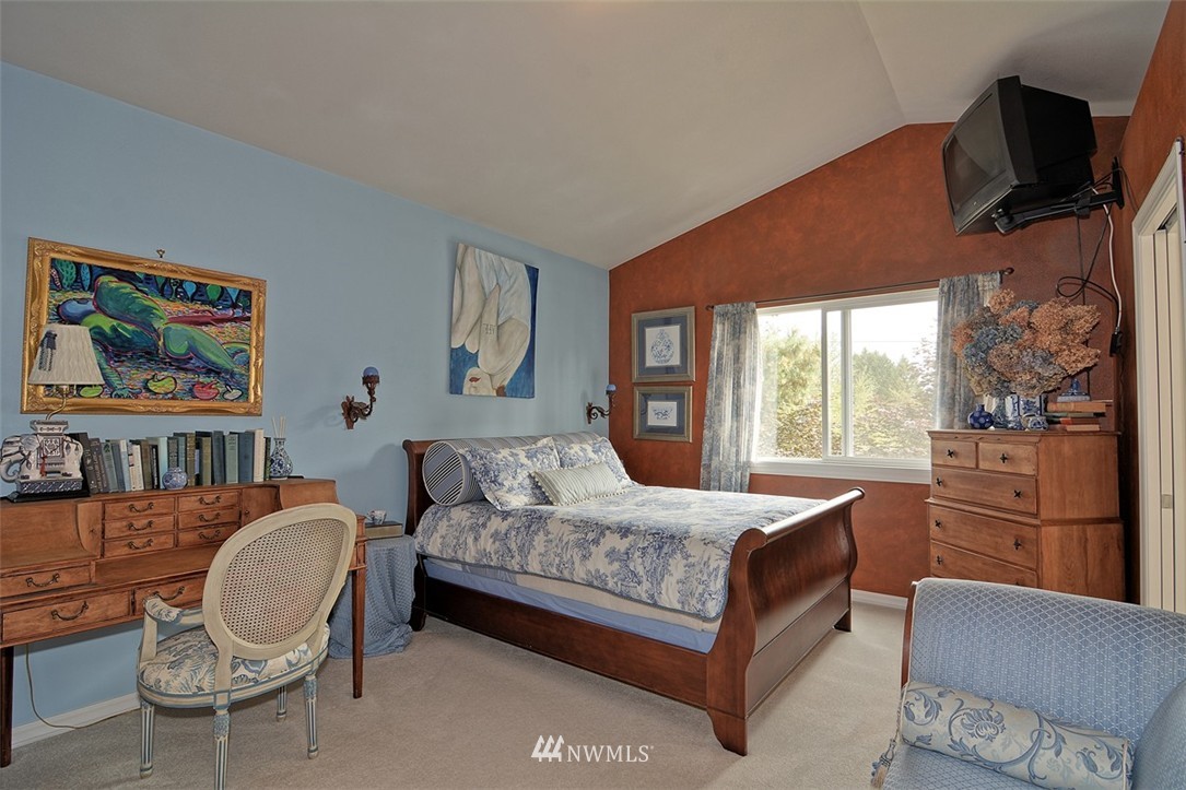 8918 Northeast 178th Street Bothell, WA 98011 - Photo 16 of 24 Gallery Image 16