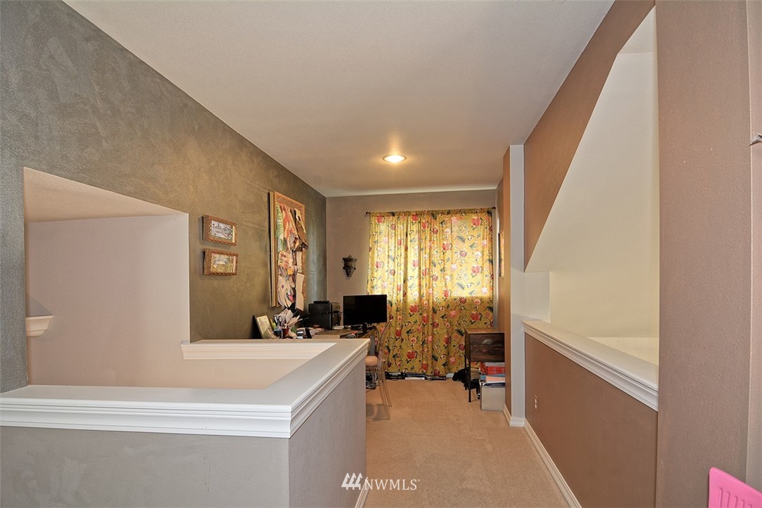 8918 Northeast 178th Street Bothell, WA 98011 - Photo 21 of 24 Gallery Image 21