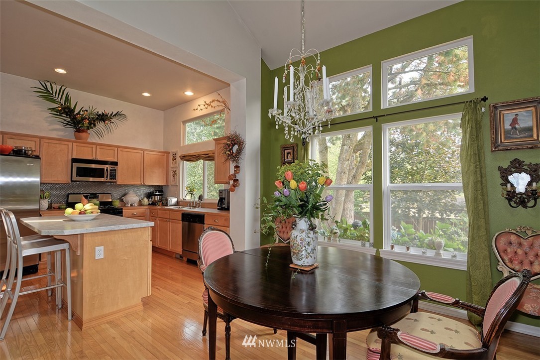 8918 Northeast 178th Street Bothell, WA 98011 - Photo 9 of 24 Gallery Image 9