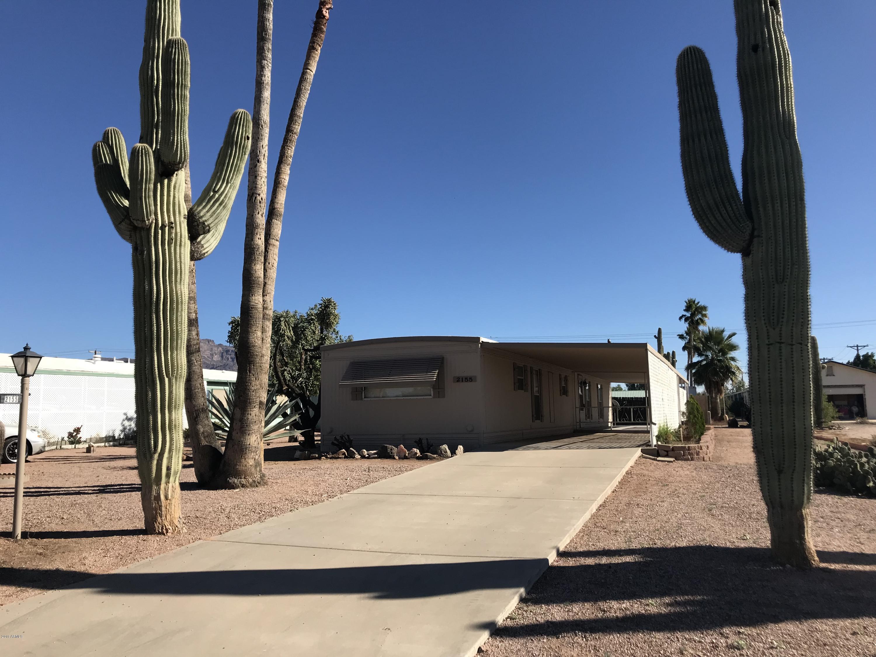 2155 South Descanso Road Apache Junction, AZ 85119 - Photo 1 of 23 Front of home