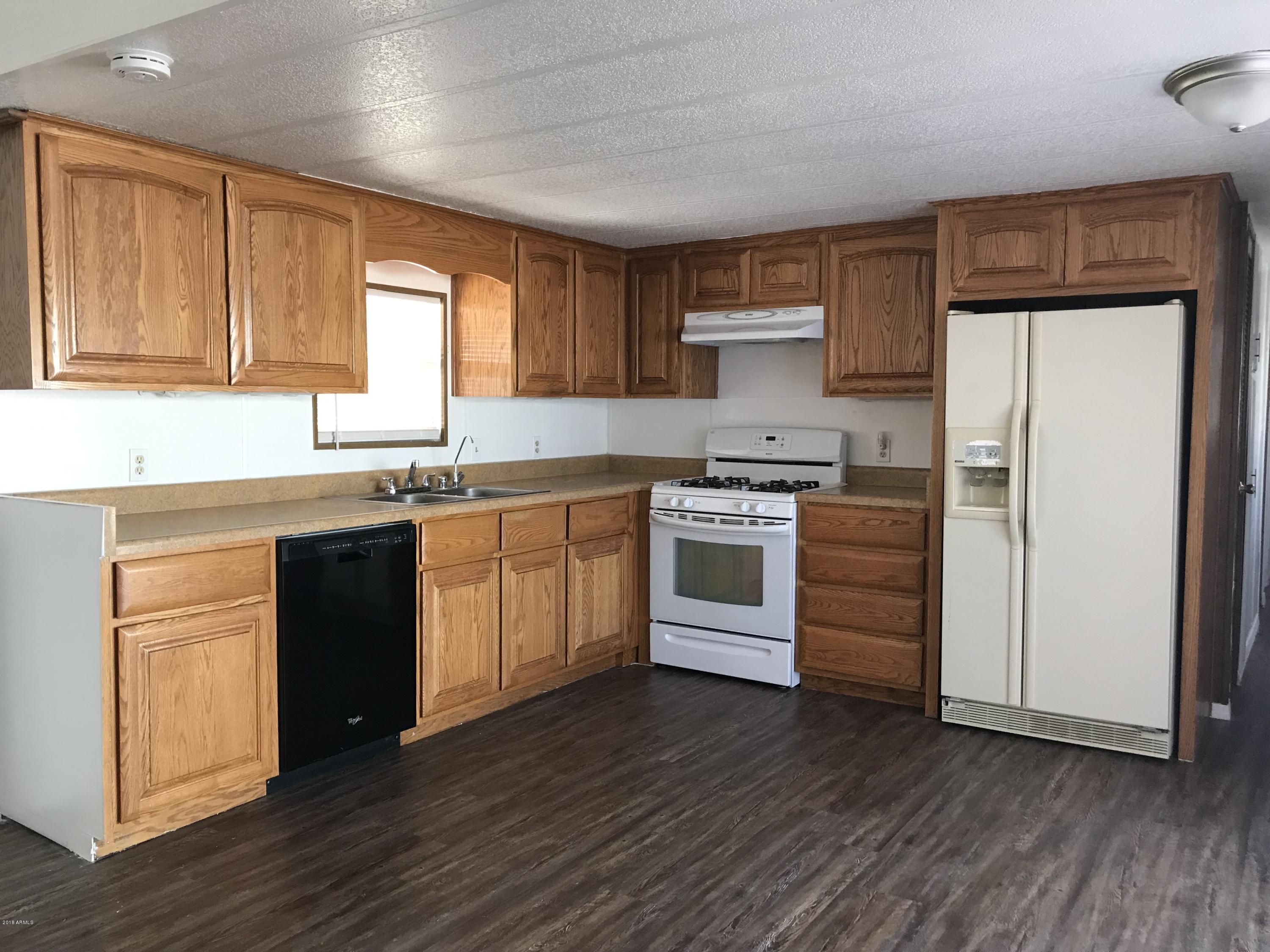 2155 South Descanso Road Apache Junction, AZ 85119 - Photo 7 of 23 Raised Panel Maple Cabinets