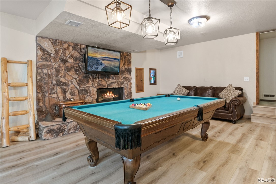 368 Pulaski Road Big Bear Lake, CA 92315 - Photo 15 of 44 a room with pool table and windows