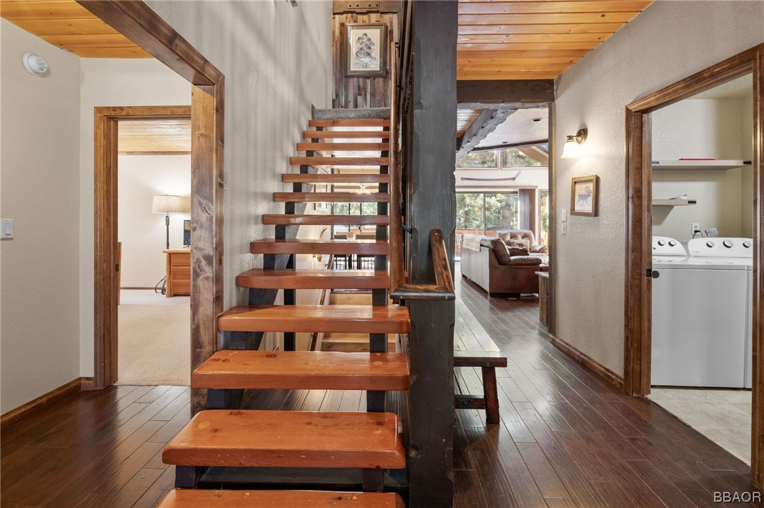 368 Pulaski Road Big Bear Lake, CA 92315 - Photo 31 of 44 a view of hall way with furniture and wooden floor
