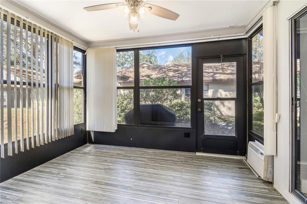 1684 Fry Court Dunedin, FL 34698 - Photo 29 of 68