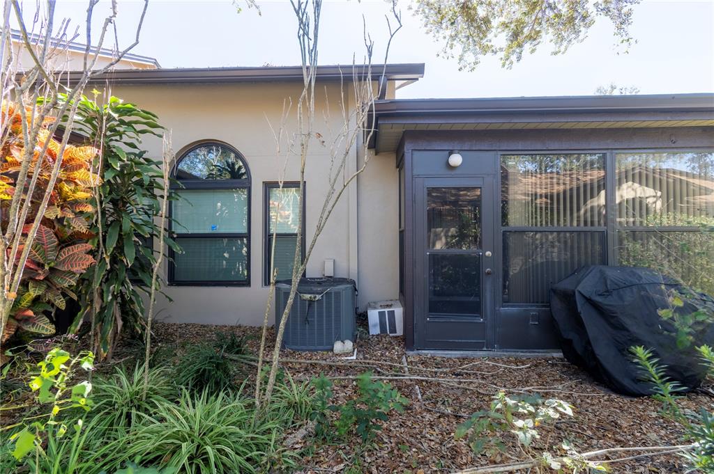 1684 Fry Court Dunedin, FL 34698 - Photo 47 of 68