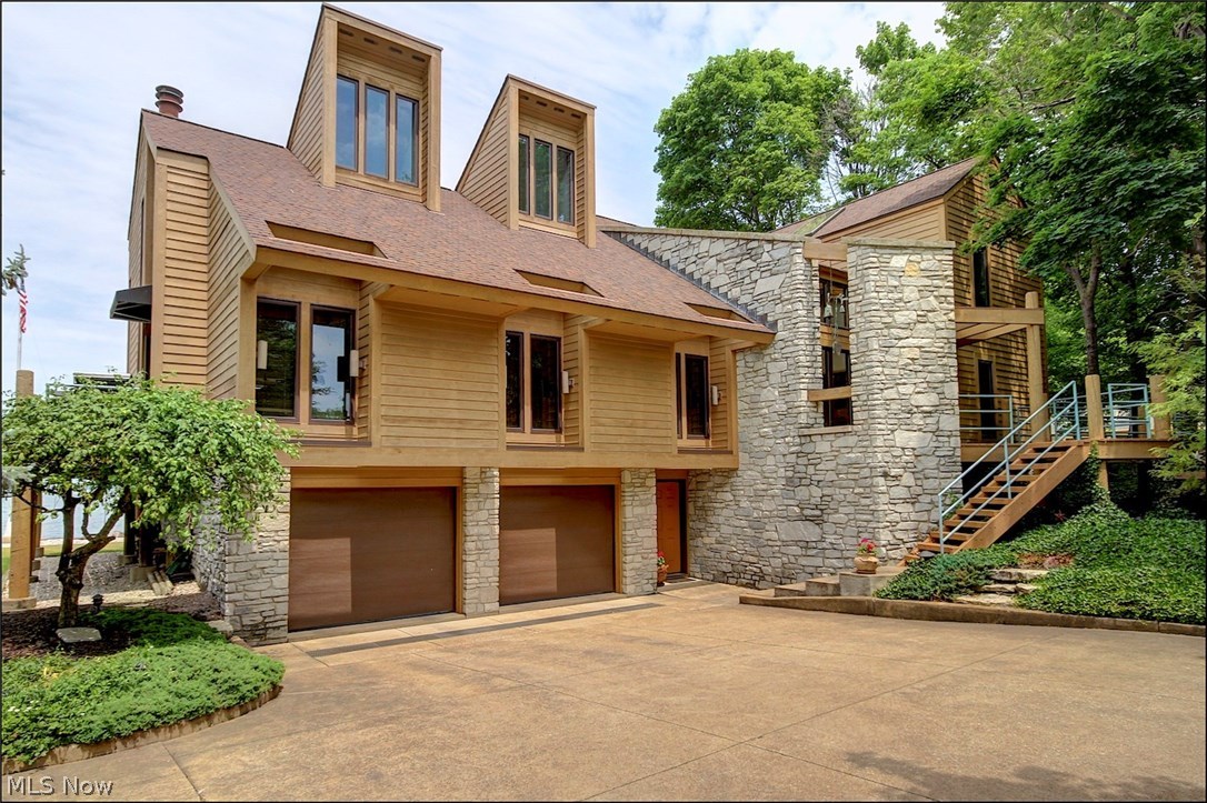 4955 East Cliff Road Port Clinton, OH 43452 - Photo 1 of 23 Gallery Image 1