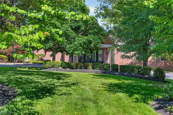 $845,000 | 6145 Pebble Beach Court, Canfield, OH 44406