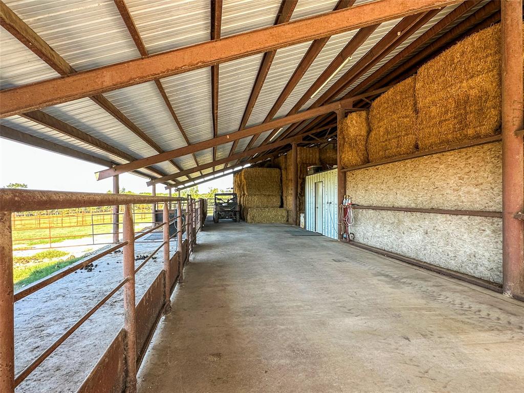 2661 Holly Creek Road Broken Bow, OK 74728 - Photo 24 of 33 a view of railway station with an empty room