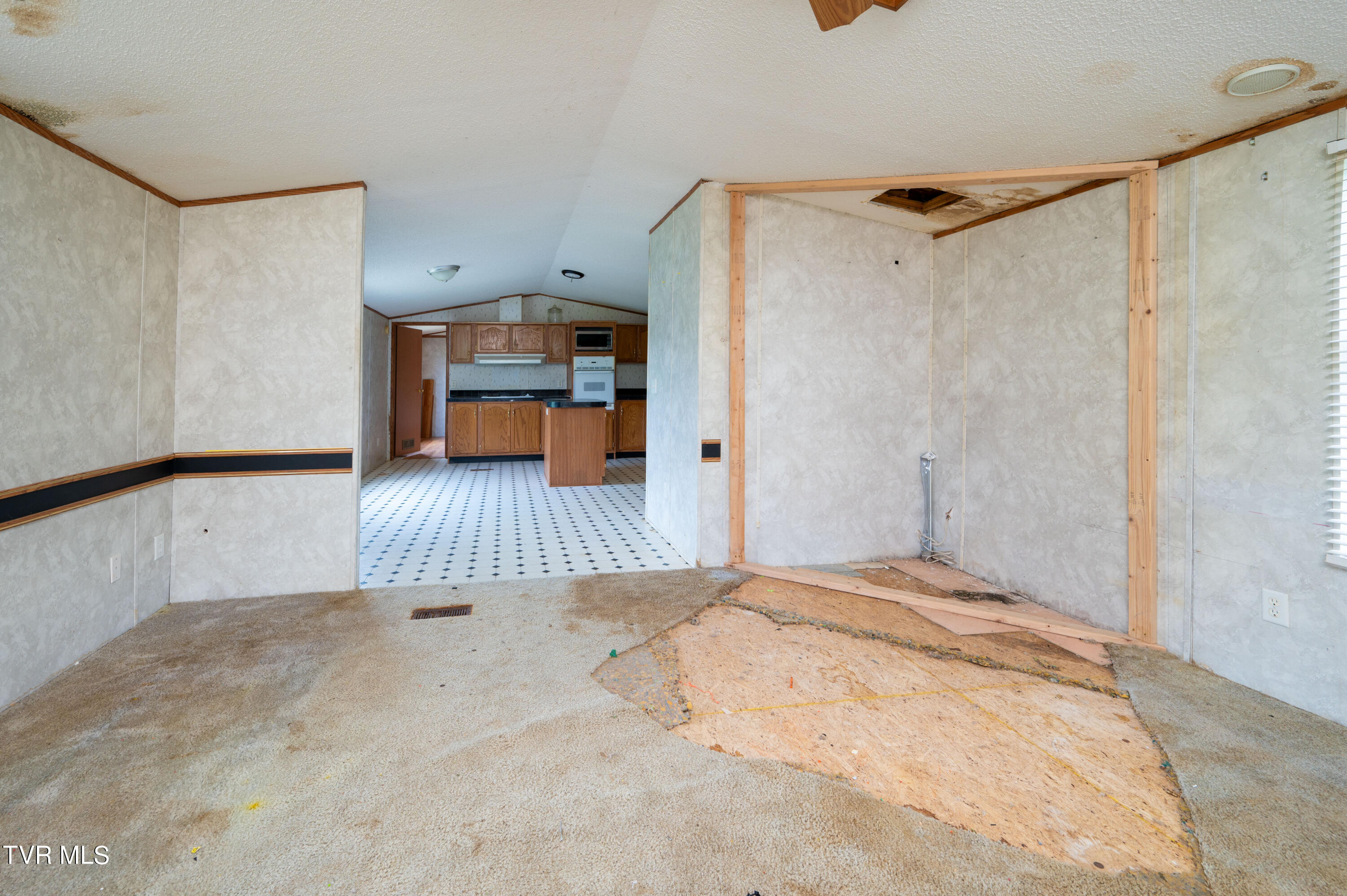 4163 Stanley Valley Road Surgoinsville, TN 37873 - Photo 6 of 48 Stanley Valley Rd-32