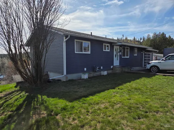 $375,000 | 504 Mark Road, Troy, ID 83871