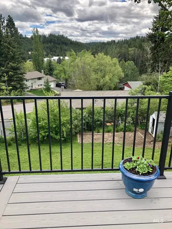 $375,000 | 504 Mark Road, Troy, ID 83871