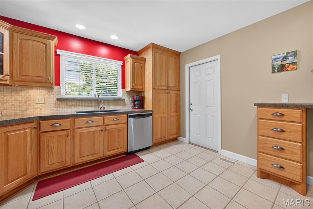 15822 Harris Ridge Court Chesterfield, MO 63017 - Photo 21 of 50