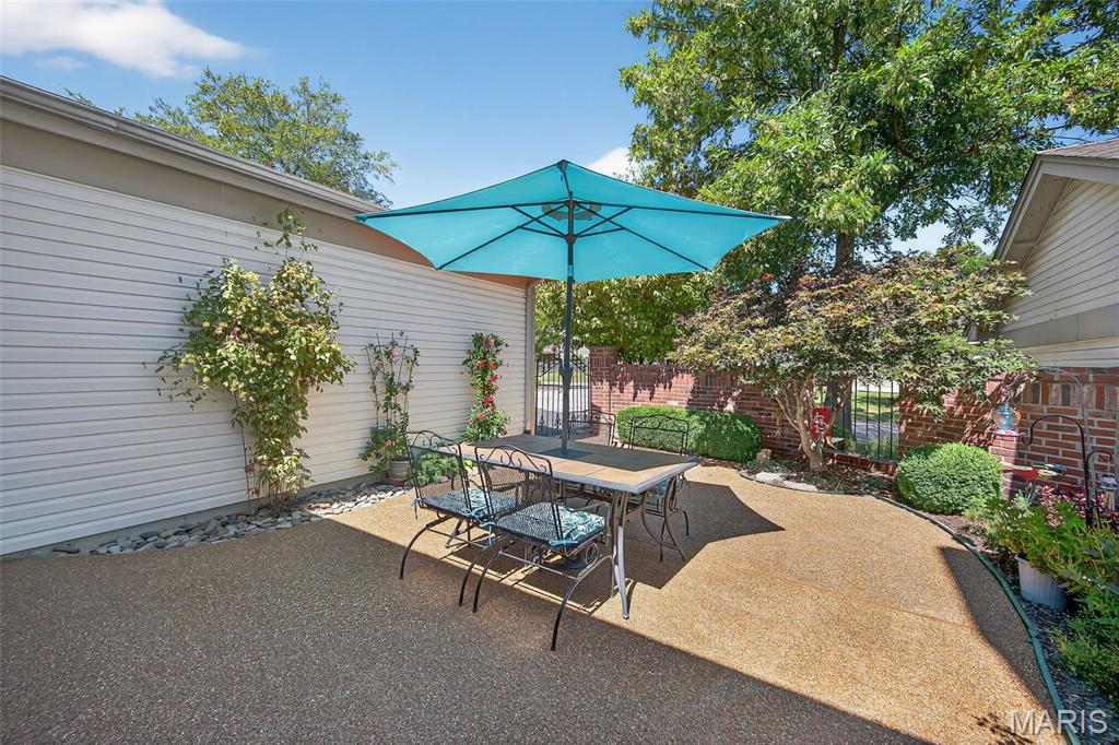 15822 Harris Ridge Court Chesterfield, MO 63017 - Photo 48 of 50