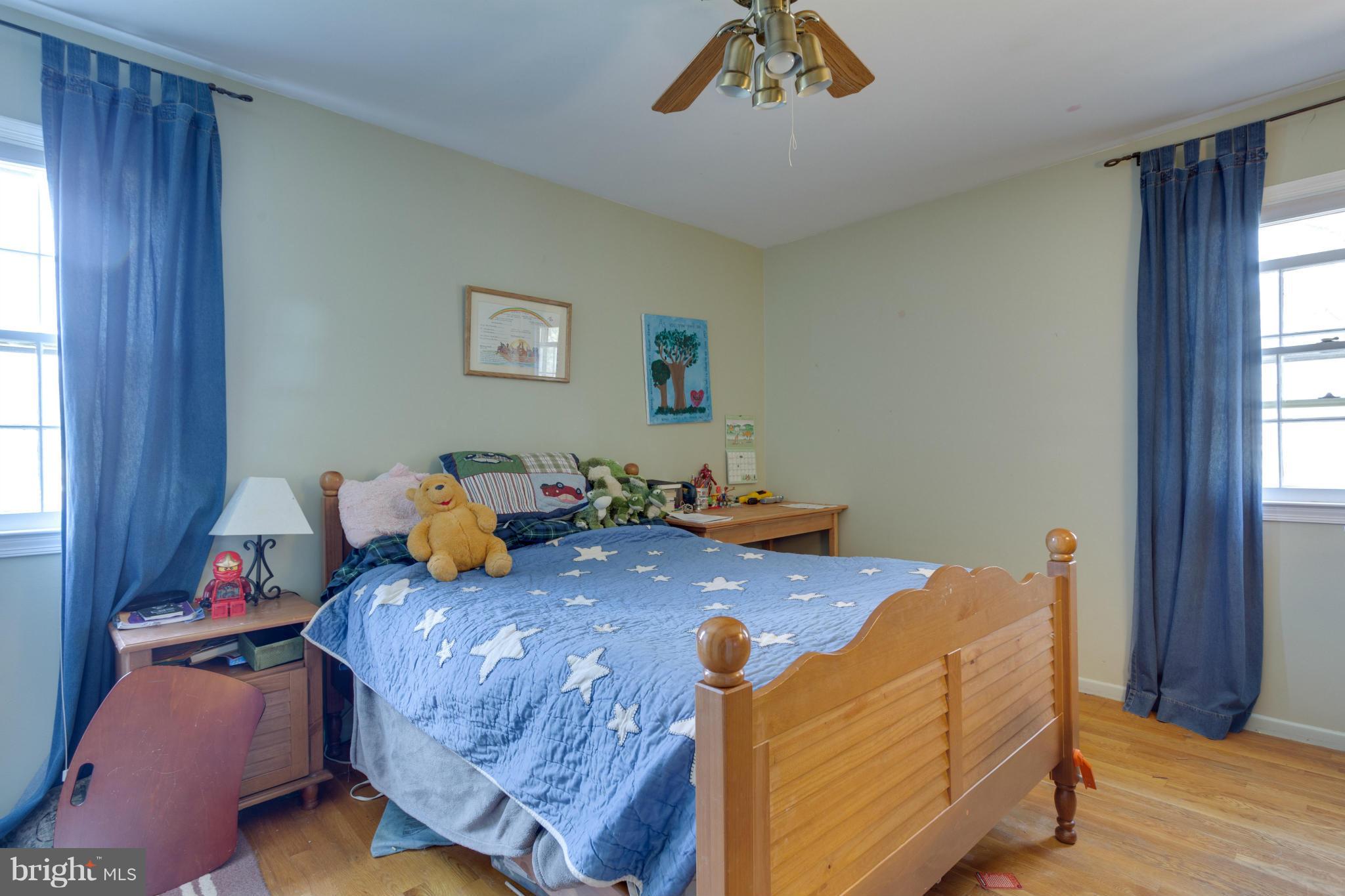 8720 Old Courthouse Road Vienna, VA 22182 - Photo 16 of 23 Bedroom