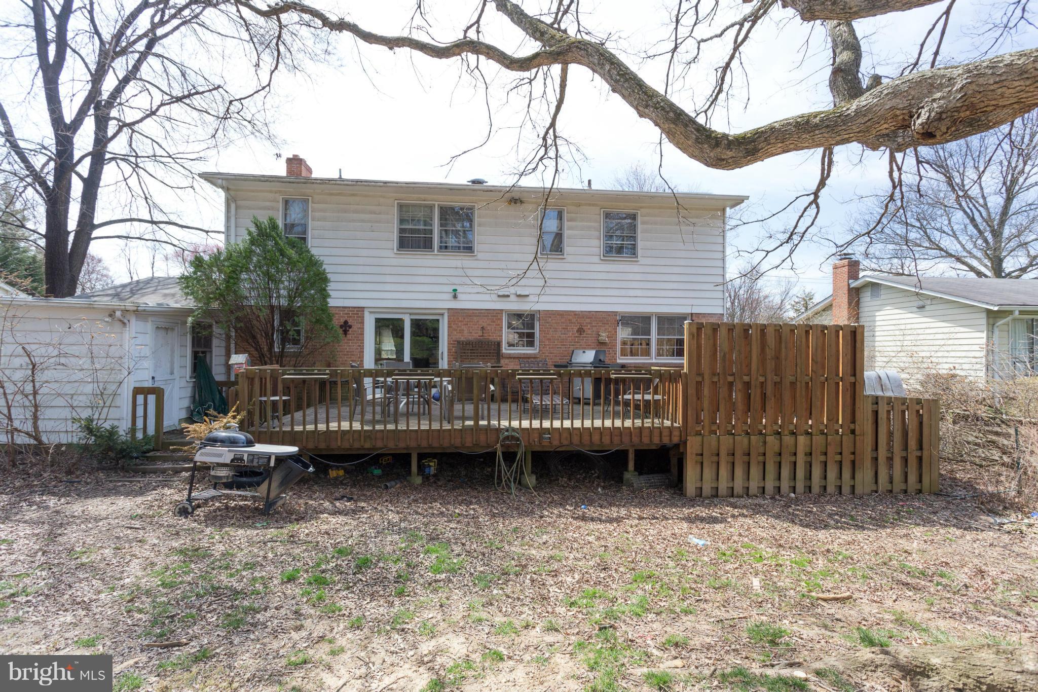 8720 Old Courthouse Road Vienna, VA 22182 - Photo 23 of 23 Exterior (Rear)